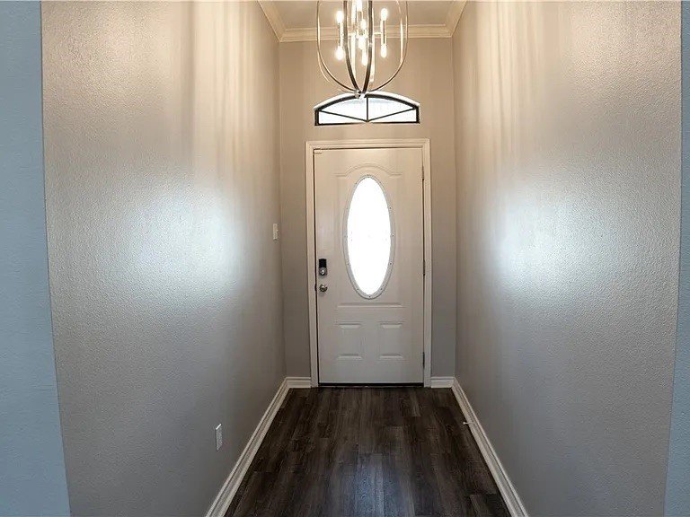 Welcome to 100 Lone Oak in Portland, Texas - a beautifully - photo 4
