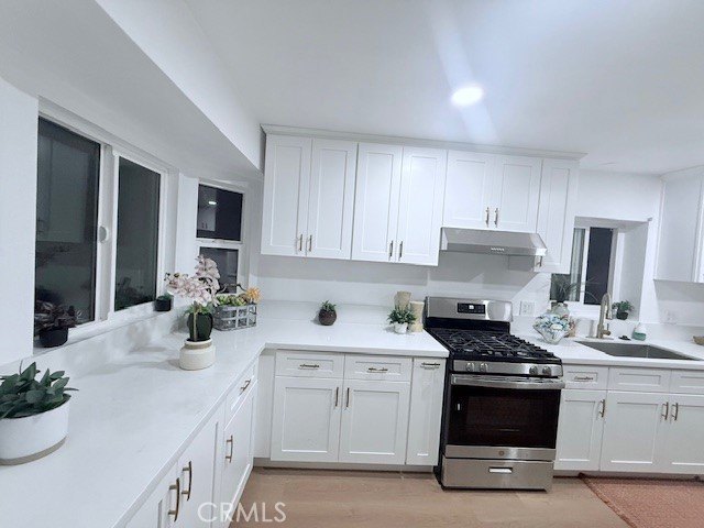 Location, location, location, property is located in the heart - photo 12