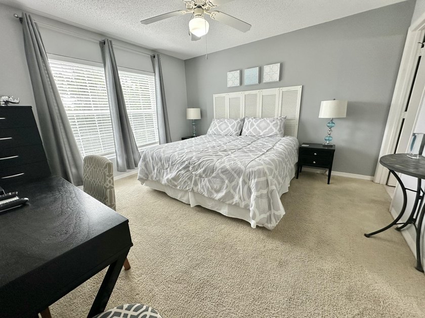 This 2-bedroom, 2-bath condo in The Florida Club blends comfort - photo 17