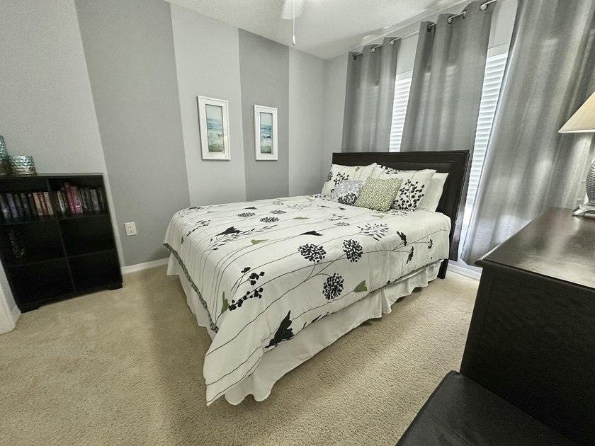 This 2-bedroom, 2-bath condo in The Florida Club blends comfort - photo 26