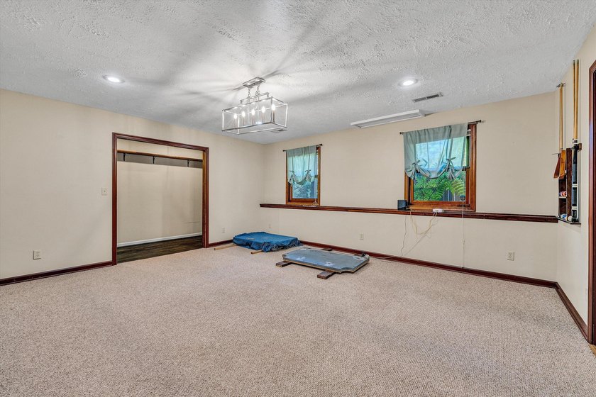 Enjoy access to SML at 400 Harbor Landing Dr.! Whether you're - photo 33