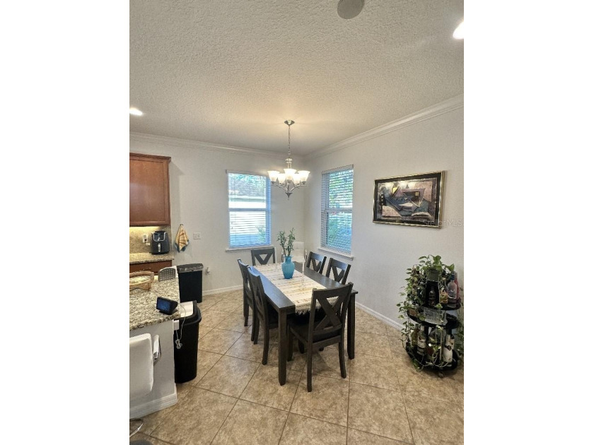 Move in ready and meticulously taken care of 3 bedroom, 2 bath - photo 9