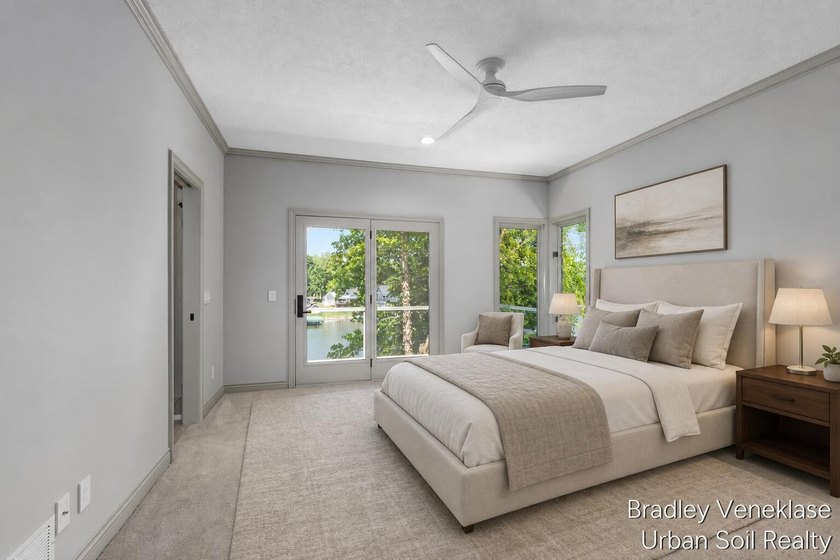 Experience one of the Thornapple River's finest luxury estates - photo 44