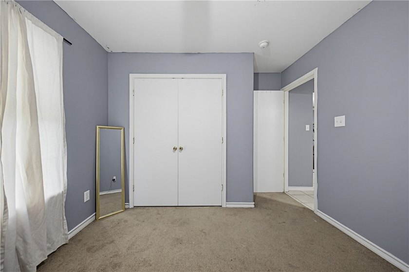 Welcome home! This adorable 3 bedroom, 2 bathroom home is - photo 16