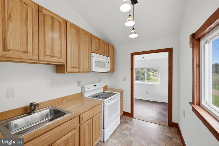 NEW PRICE ON THREE RIVERFRONT ACRES! Get away from it all only - photo 13