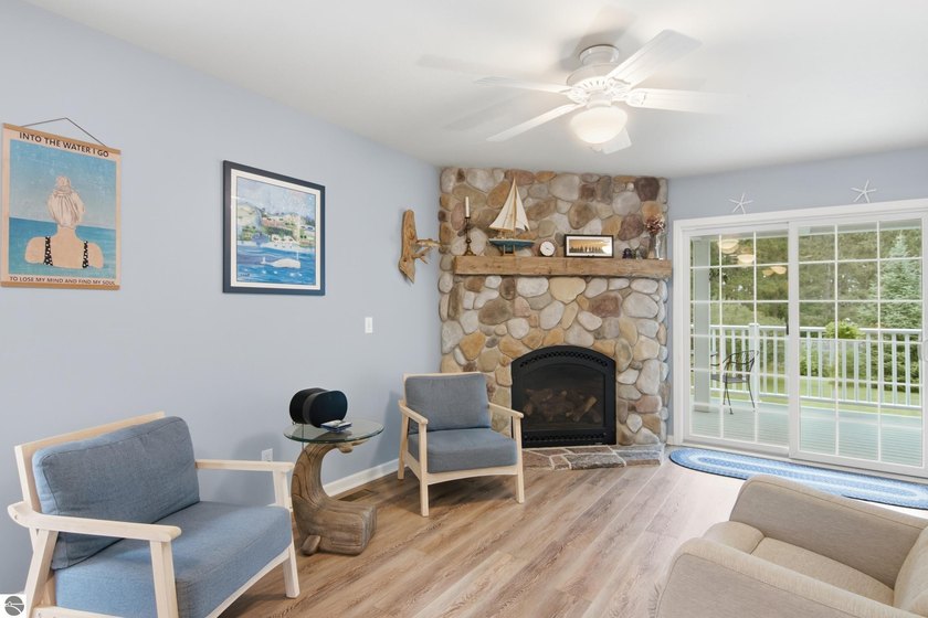 Beautiful home with Torch Lake access between Elk Rapids and - photo 18