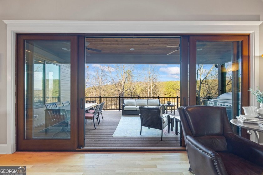 Experience refined living in this exceptional 4,630 sq ft - photo 21