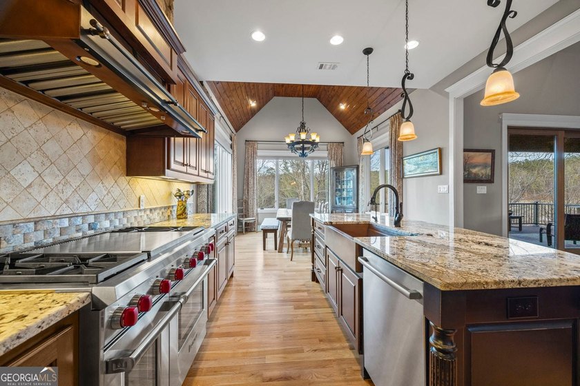 Experience refined living in this exceptional 4,630 sq ft - photo 27