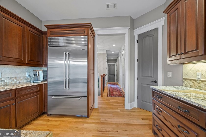 Experience refined living in this exceptional 4,630 sq ft - photo 30