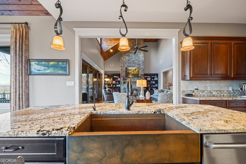 Experience refined living in this exceptional 4,630 sq ft - photo 33