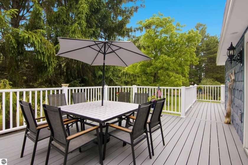 Beautiful home with Torch Lake access between Elk Rapids and - photo 41
