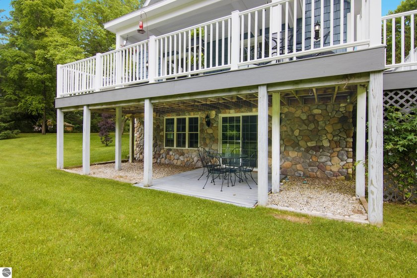 Beautiful home with Torch Lake access between Elk Rapids and - photo 46