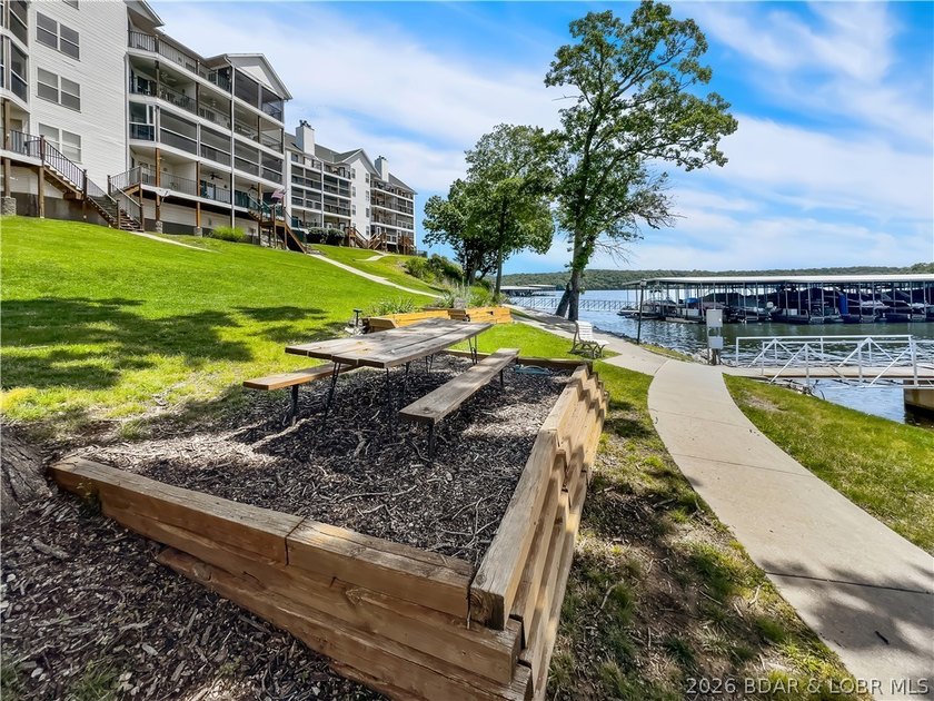 Turnkey luxury and breathtaking lakefront views await in this - photo 48