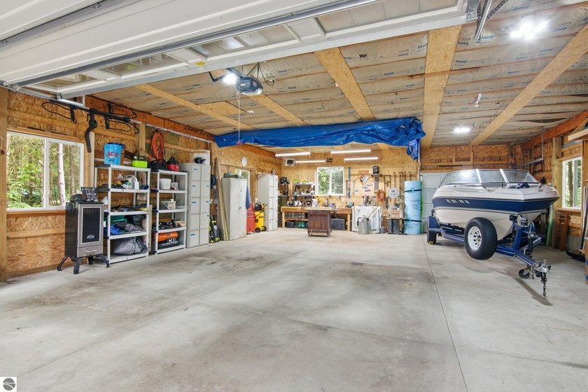 Beautiful home with Torch Lake access between Elk Rapids and - photo 49