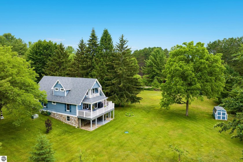 Beautiful home with Torch Lake access between Elk Rapids and - photo 50