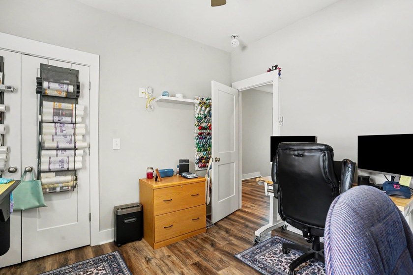 Better-Than-New Custom Home with Extensive Upgrades in the Heart - photo 21