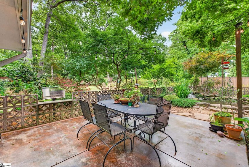 Marketed by Toni Leopard &amp; Leigh Irwin with BHHS C Dan Joyner - photo 25