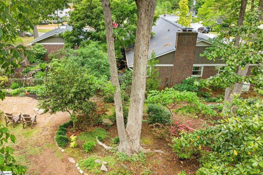 Marketed by Toni Leopard &amp; Leigh Irwin with BHHS C Dan Joyner - photo 44