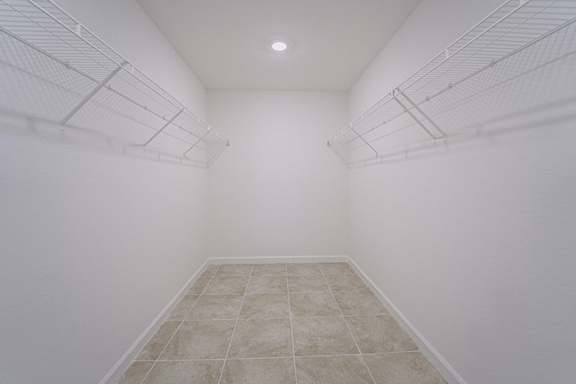Beautiful updated 4 bedroom home in a gated community. New - photo 22