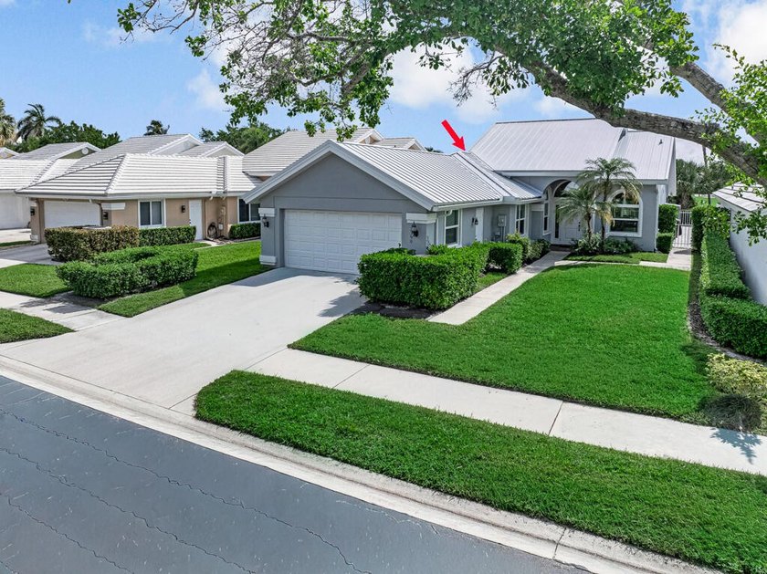 Enjoy sweeping views of Golf Course perfect for golf enthusiasts - photo 46