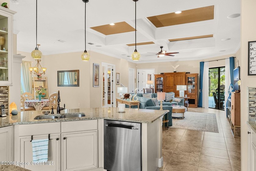 ONE OF A KIND! Space, privacy, and flexibility--all under one - photo 16