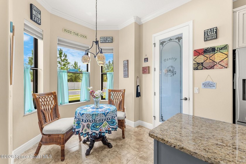 ONE OF A KIND! Space, privacy, and flexibility--all under one - photo 17