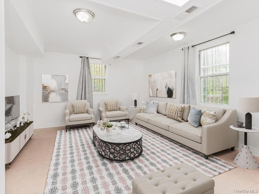 Welcome to 1858 Phelan Place in the Morris Heights section of - photo 35