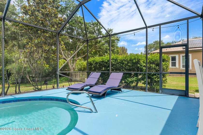 ONE OF A KIND! Space, privacy, and flexibility--all under one - photo 45