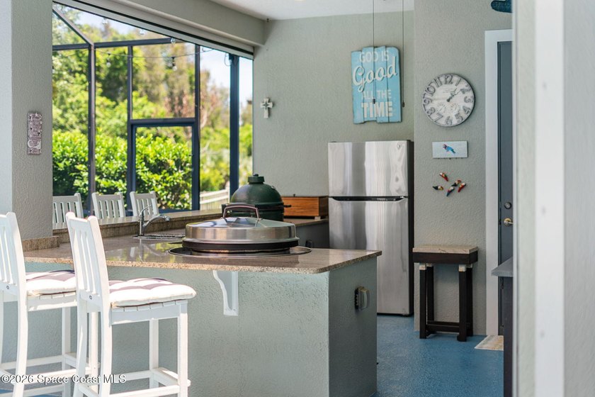 ONE OF A KIND! Space, privacy, and flexibility--all under one - photo 47