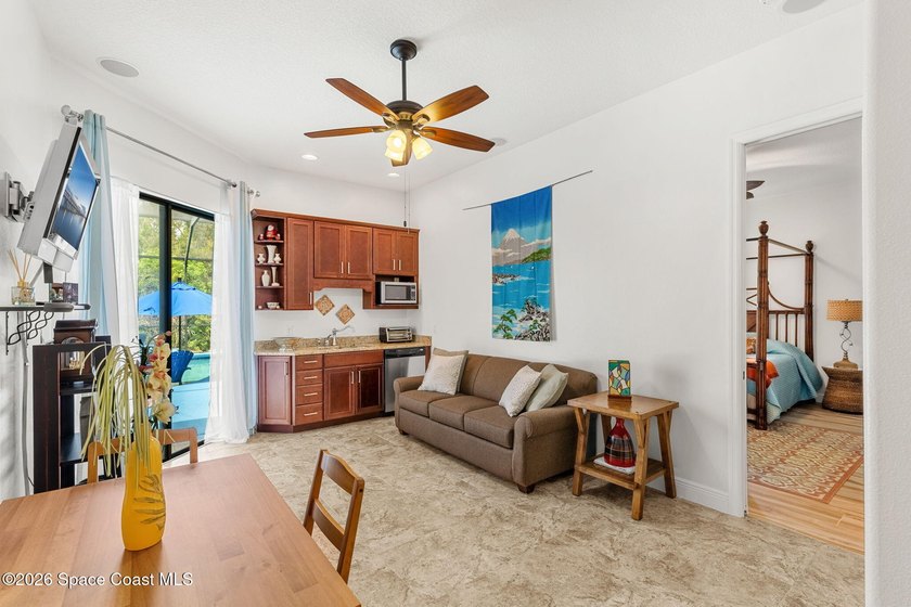 ONE OF A KIND! Space, privacy, and flexibility--all under one - photo 50