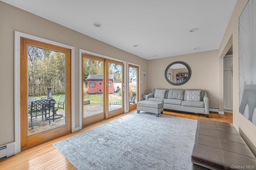 Stop looking and start packing! Beautifully renovated within the - photo 10