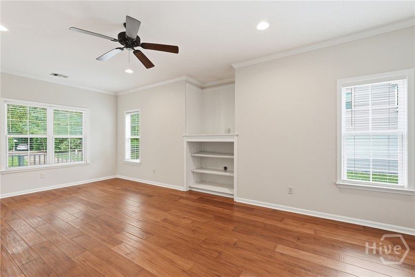 SELLER IS OFFERING $7,500 TOWARDS BUYER'S CLOSING COSTS! A brand - photo 11