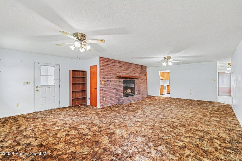 This solidly built Titusville home offers 1,891 square feet - photo 4