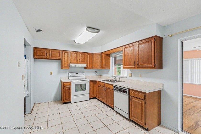 This solidly built Titusville home offers 1,891 square feet - photo 8