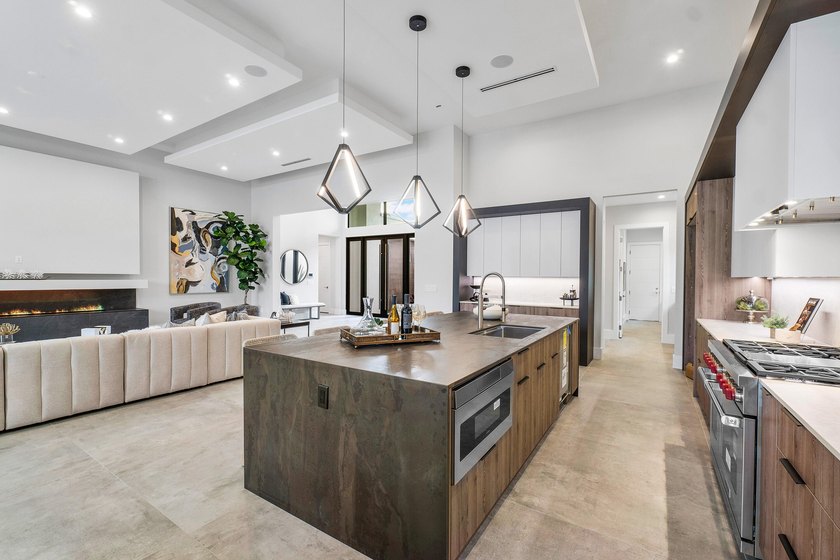 Last chance to customize this one story home with a completely - photo 12
