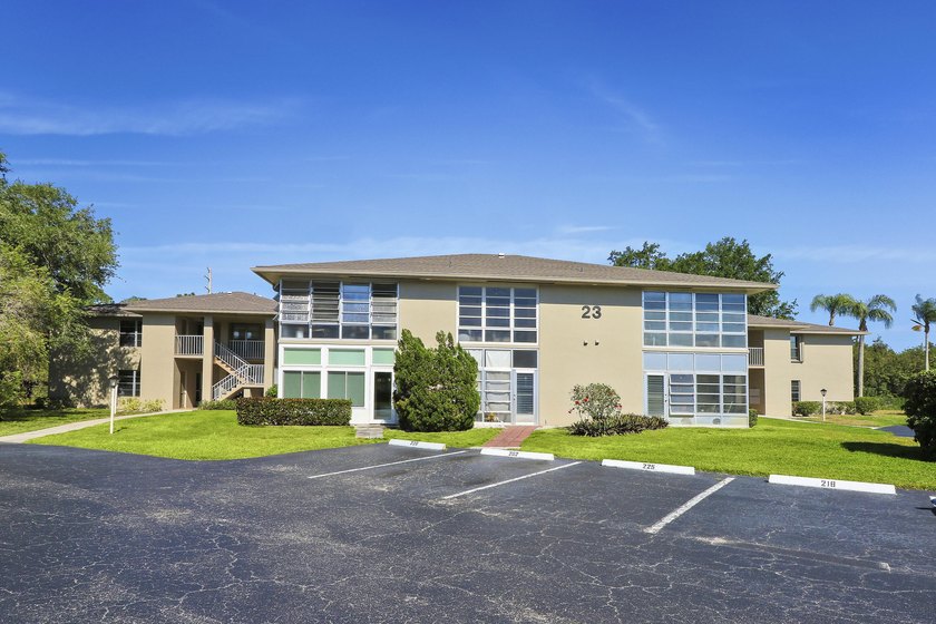 Welcome to this bright and Beautiful Maintained, Fully Furnished - photo 19