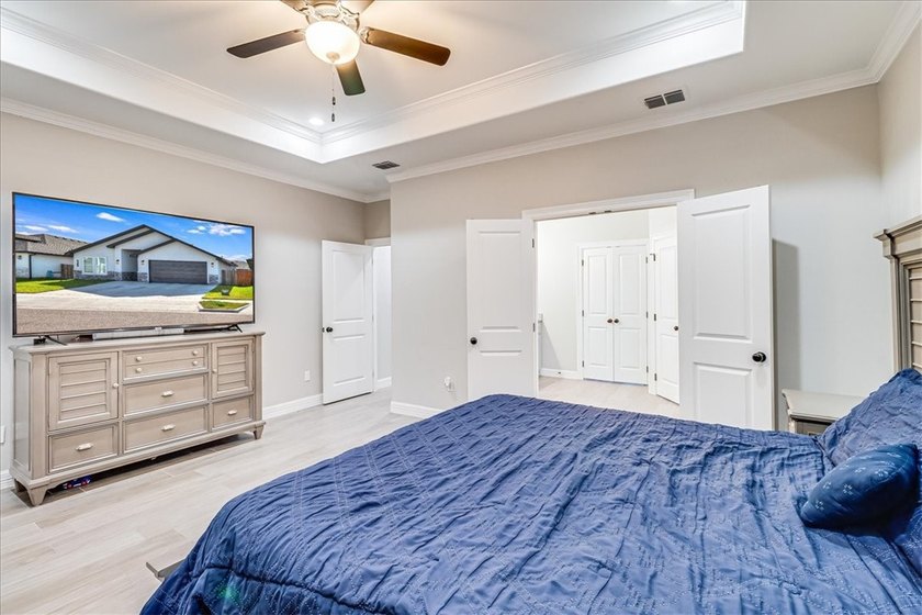 Now here is your chance to move-into this.... Beautiful Home - photo 23