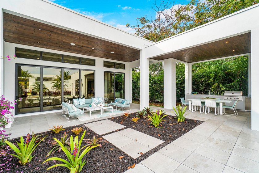 Last chance to customize this one story home with a completely - photo 36