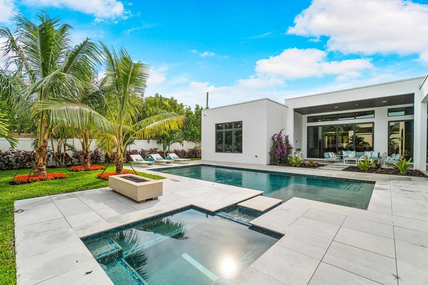 Last chance to customize this one story home with a completely - photo 40