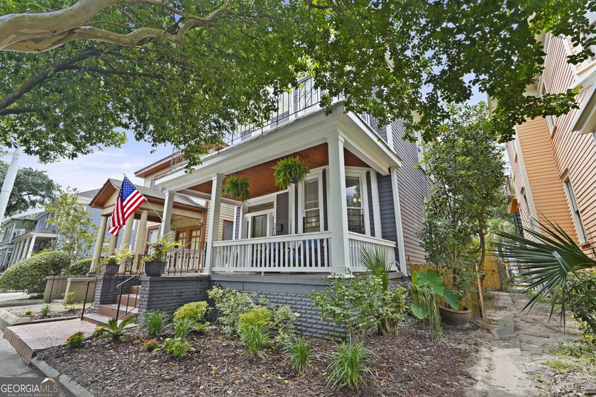 Step into timeless charm &amp; modern comfort in Savannah's Starland - photo 3