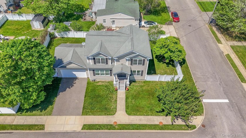 Welcome to 5 Butler Street, located in the highly desirable - photo 3