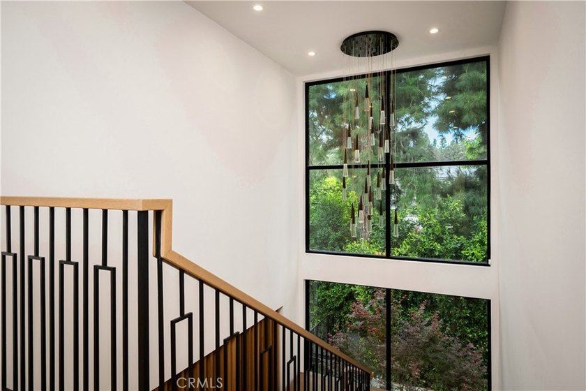 South of the Boulevard in one of Encino's most coveted enclaves - photo 38