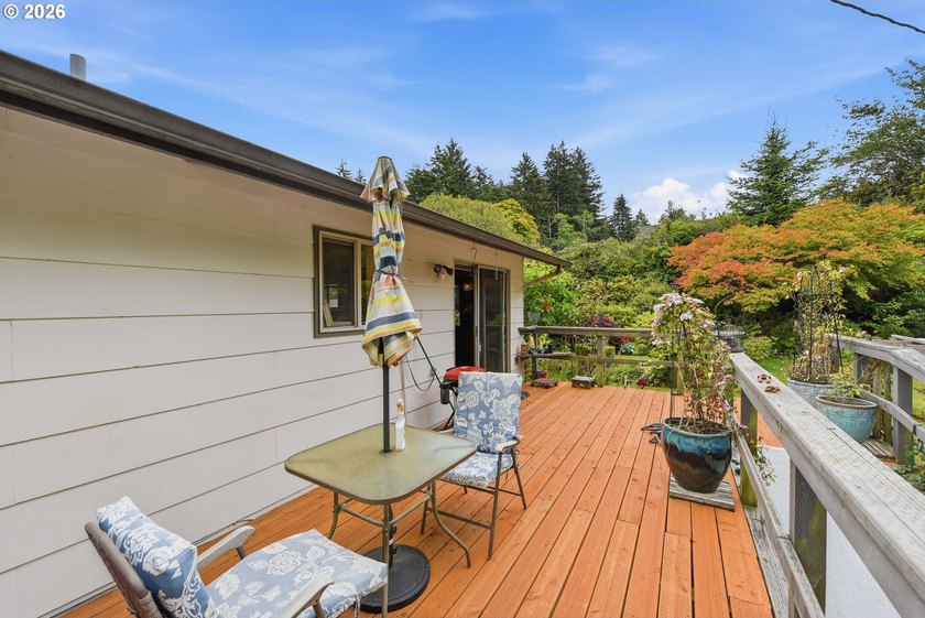 This beautifully maintained 1966 mid-century split-level home is - photo 35