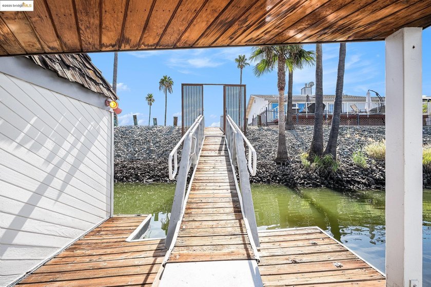 Delta Waterfront Lot with Fully Improved Boat Shed - Ready to - photo 27