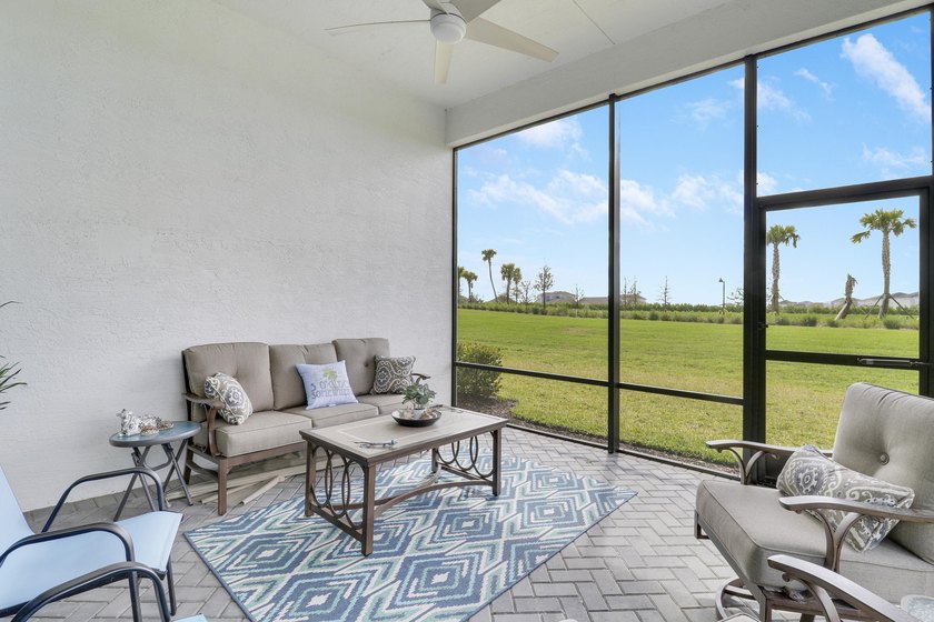 Room for everyone in this 3BR/3BA + bonus room or 4th bedroom - photo 33