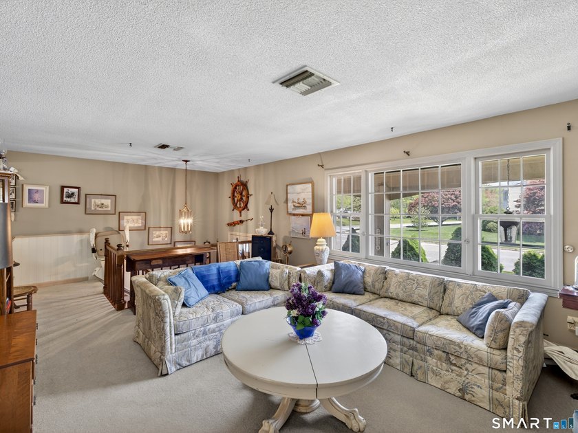 Ideally located in one of Mystic's most sought-after - photo 4