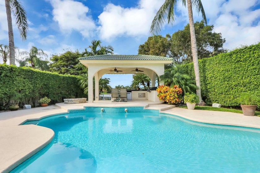 Quality Permeates this Gorgeous Estate, versatile 3-way split - photo 22