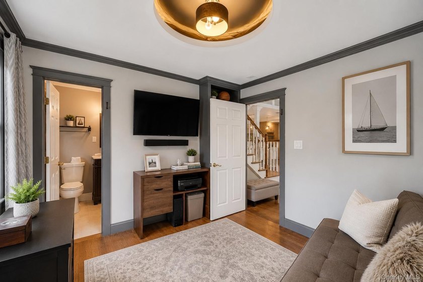 Custom-built and thoughtfully designed, this exceptional home - photo 18
