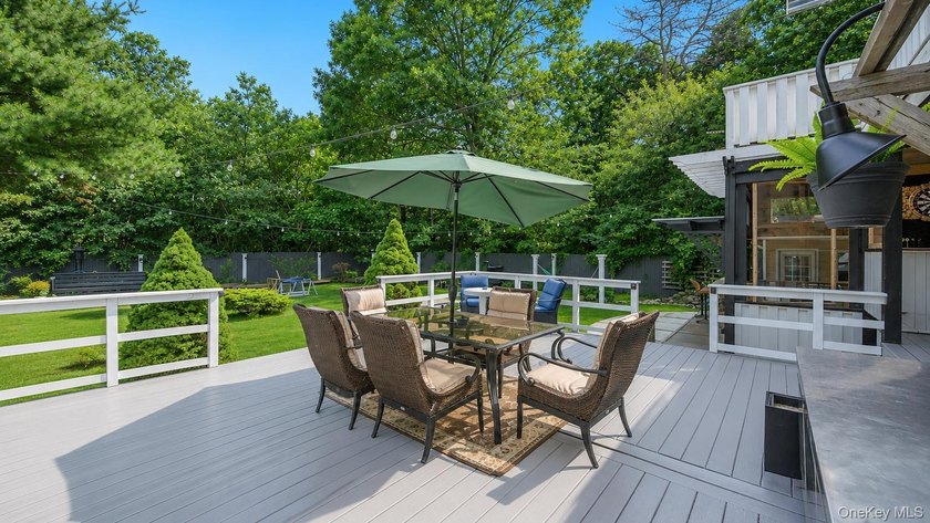 Custom-built and thoughtfully designed, this exceptional home - photo 48