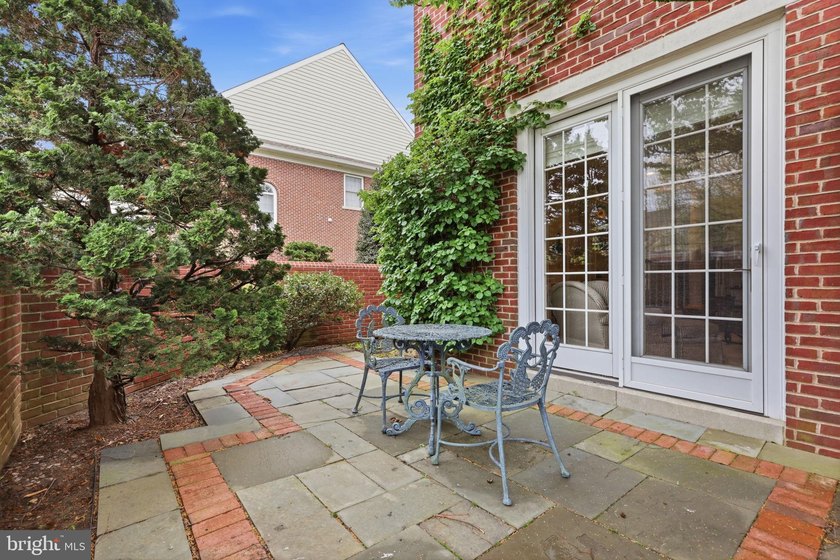 This is the one! Welcome to this beautiful end unit townhome - photo 9